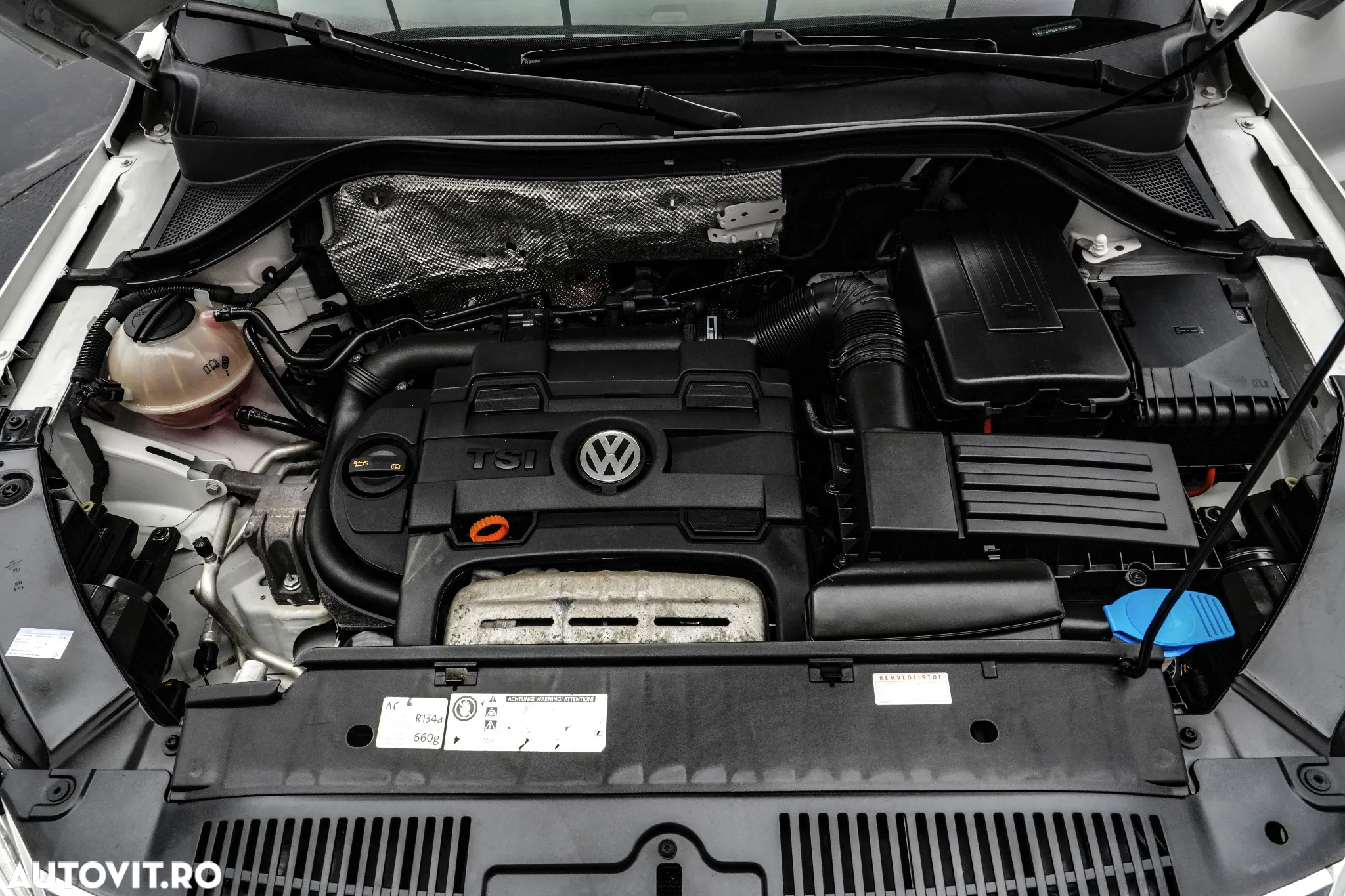 Volkswagen Tiguan - 25