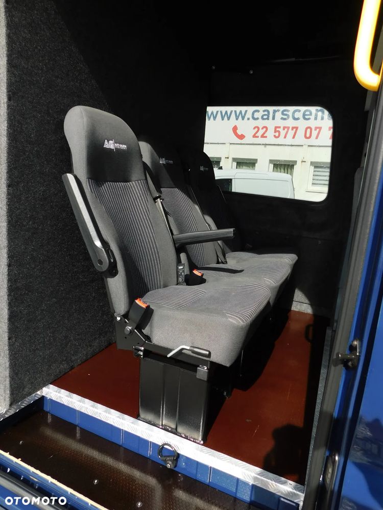 Ford Transit 350 L4 RWD Trend - 4