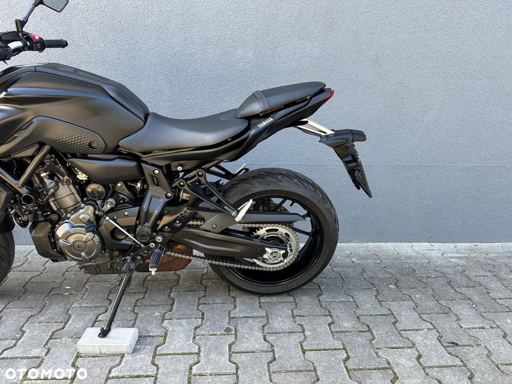Yamaha MT - 8