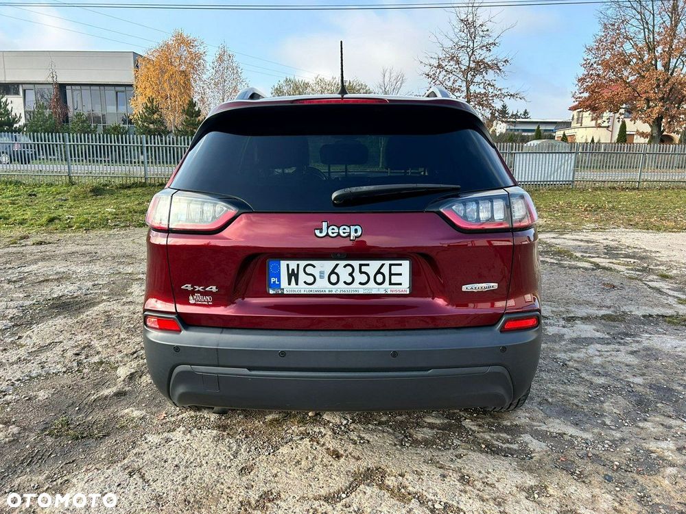 Jeep Cherokee - 6
