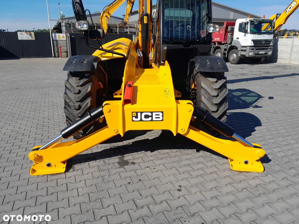 JCB 540-140 2022r - 11