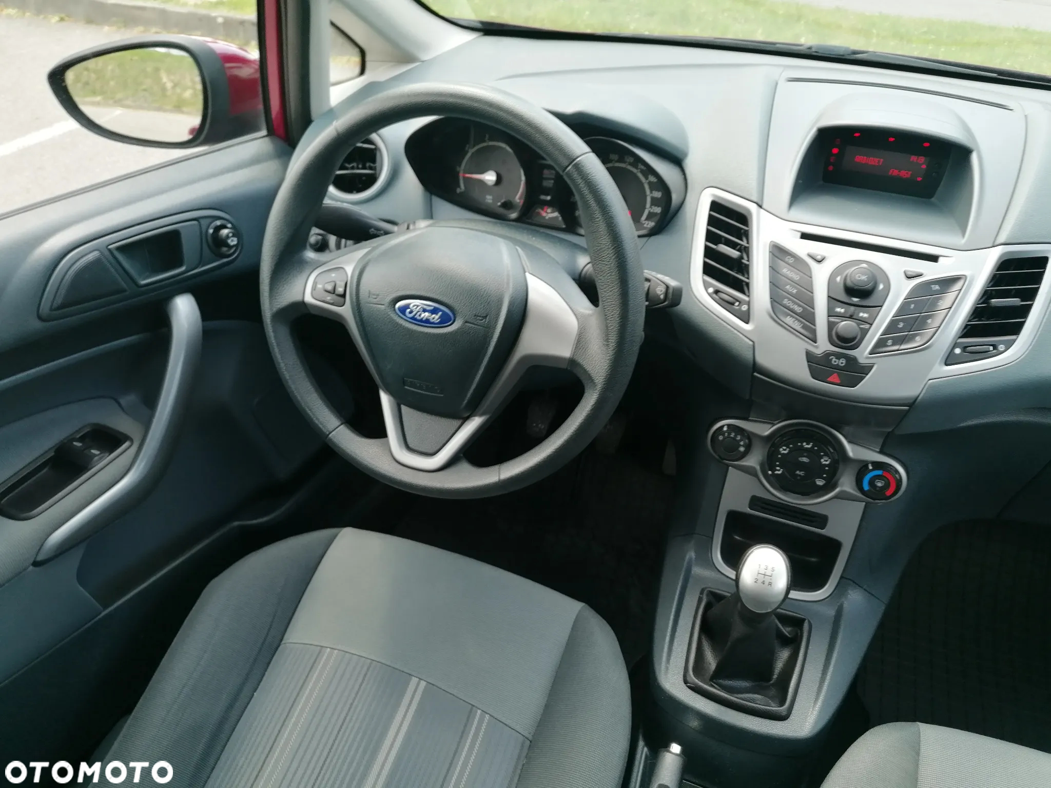 Ford Fiesta 1.25 Trend - 12