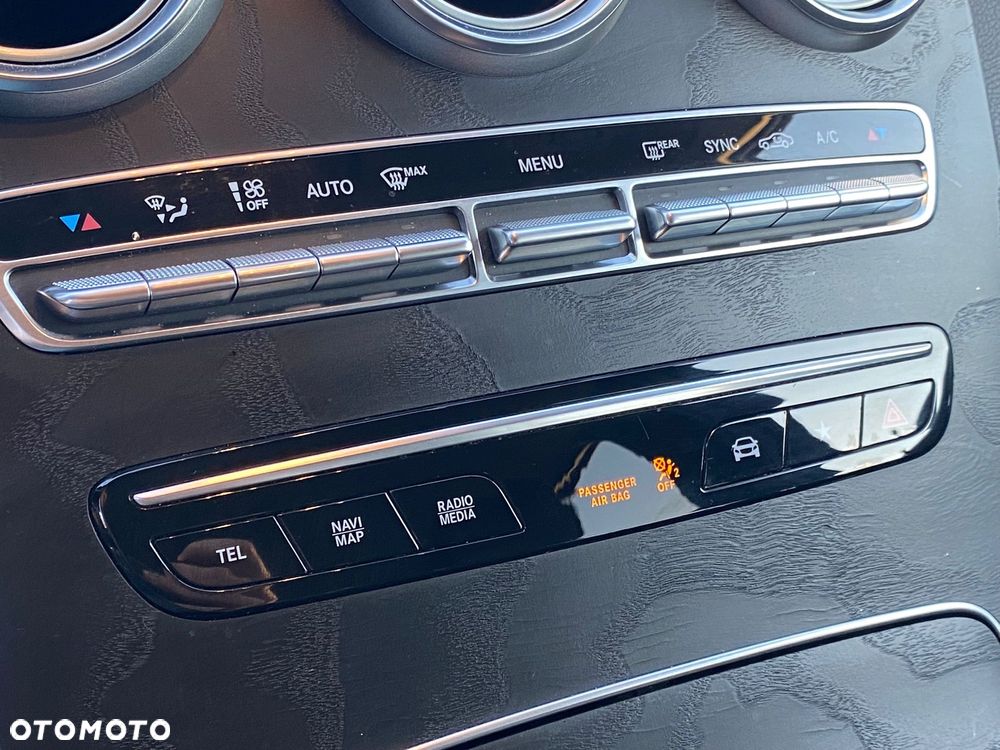 Mercedes-Benz GLC - 17