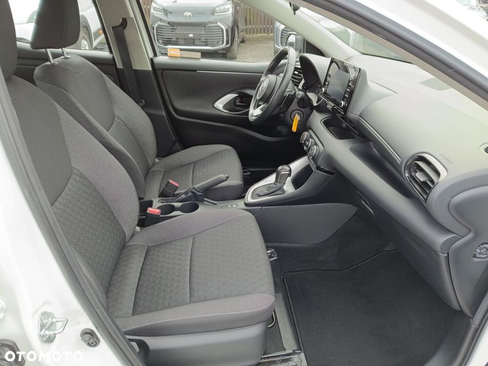 Toyota Yaris 1.5 Comfort CVT - 9