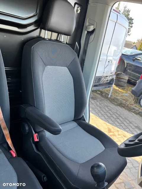 Volkswagen Crafter - 15
