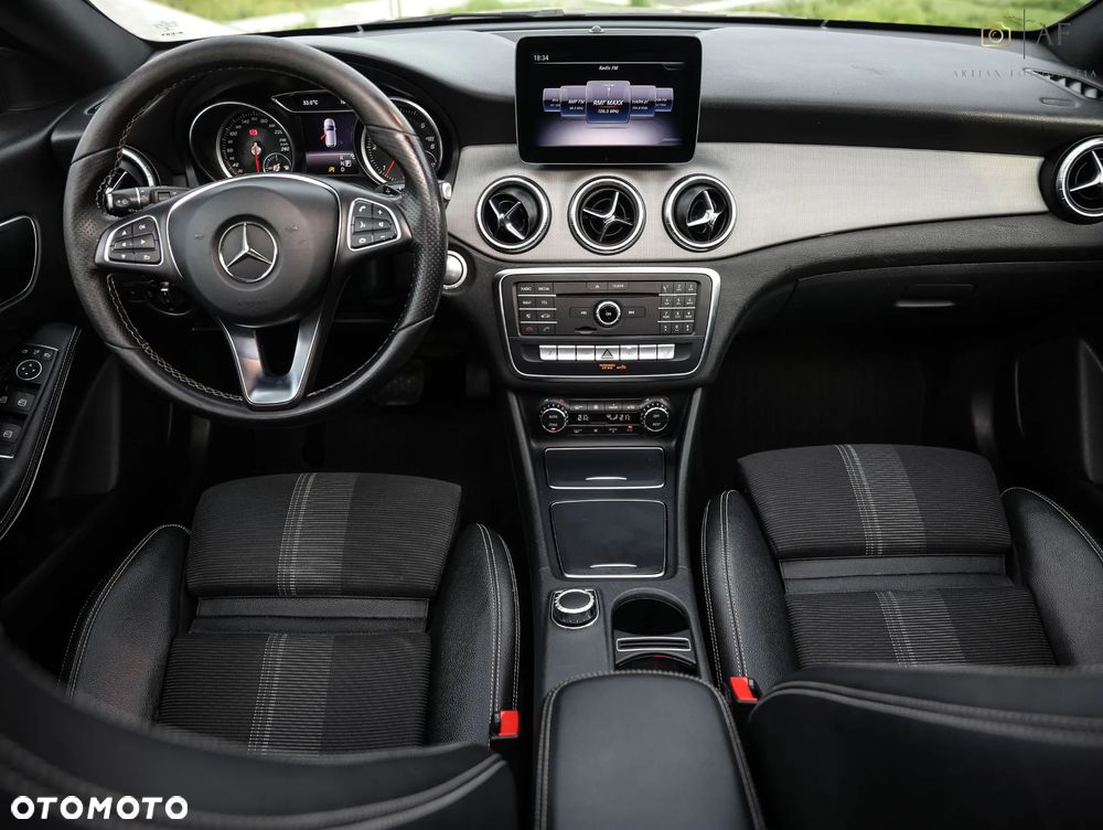 Mercedes-Benz CLA 220 d 7G-DCT - 7