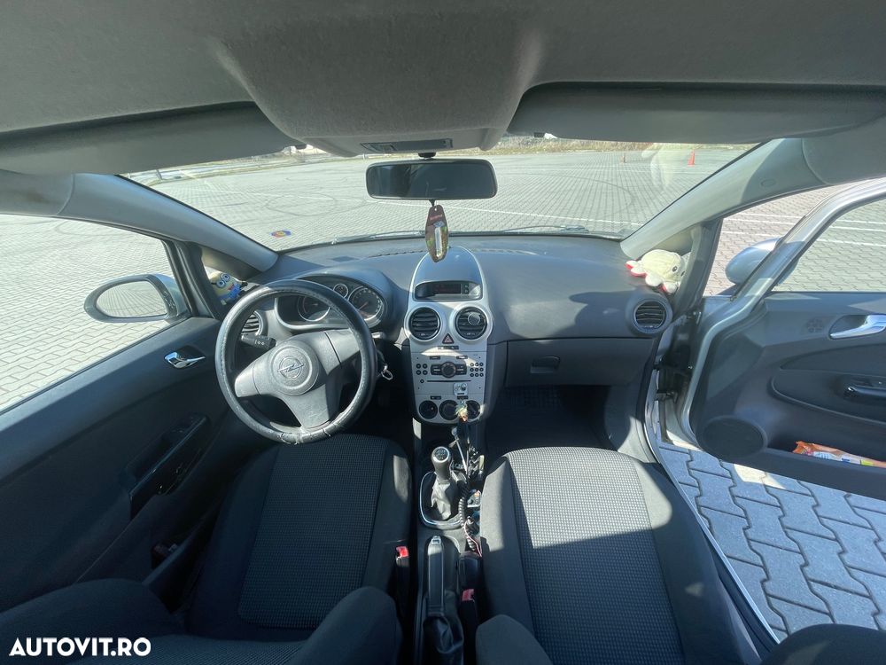 Opel Corsa Standard - 7