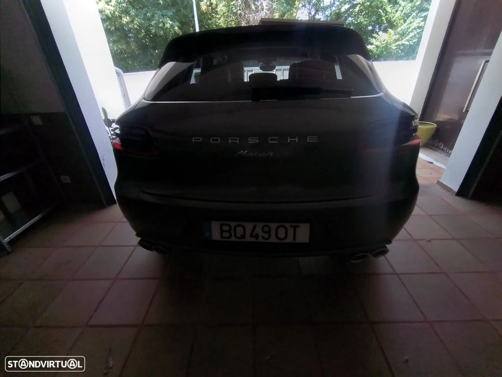 Porsche Macan Standard - 3