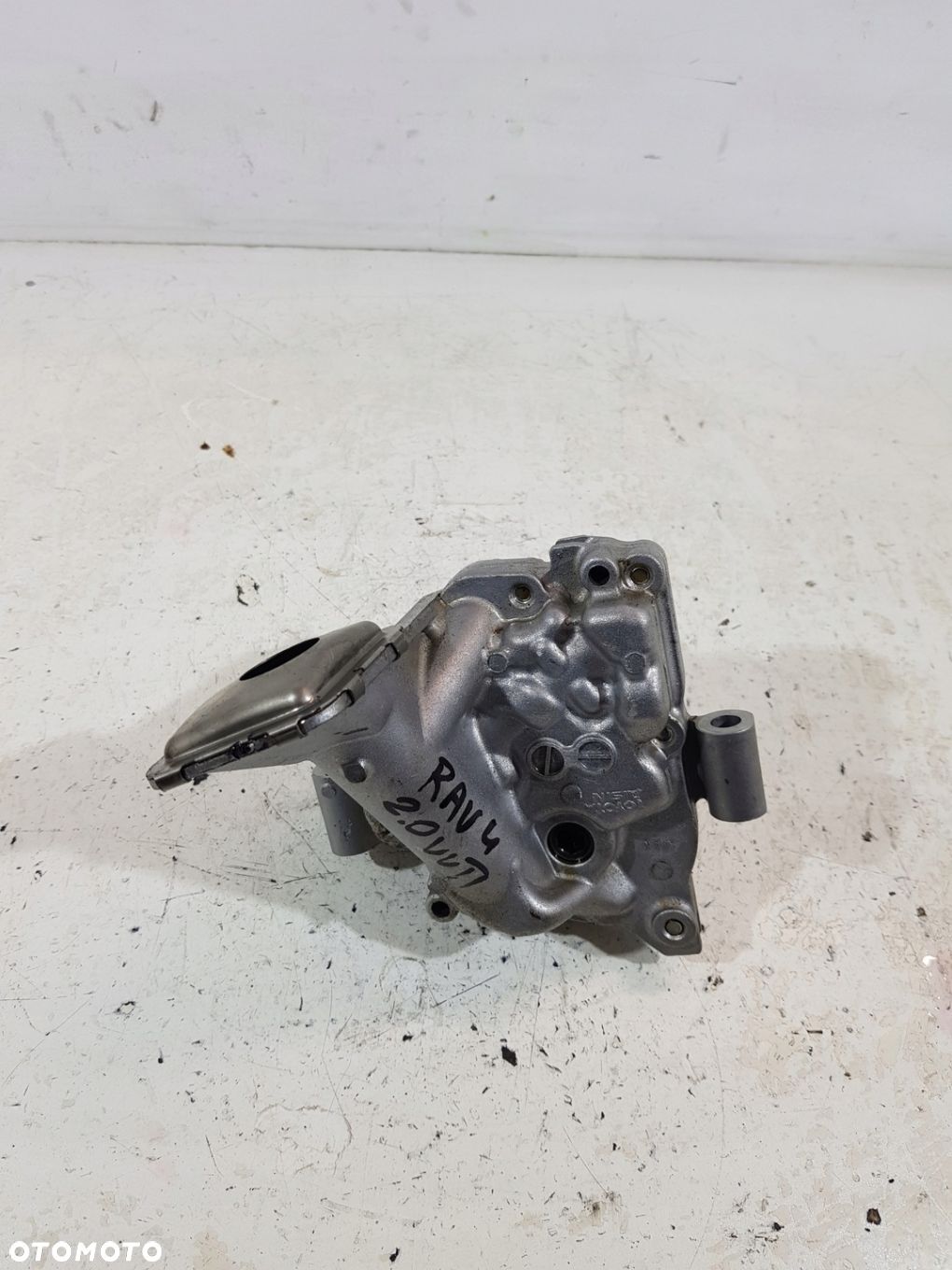 POMPA OLEJU TOYOTA RAV 4 AVENSIS T25 T27 2.0 vvt-i 3ZR - 1