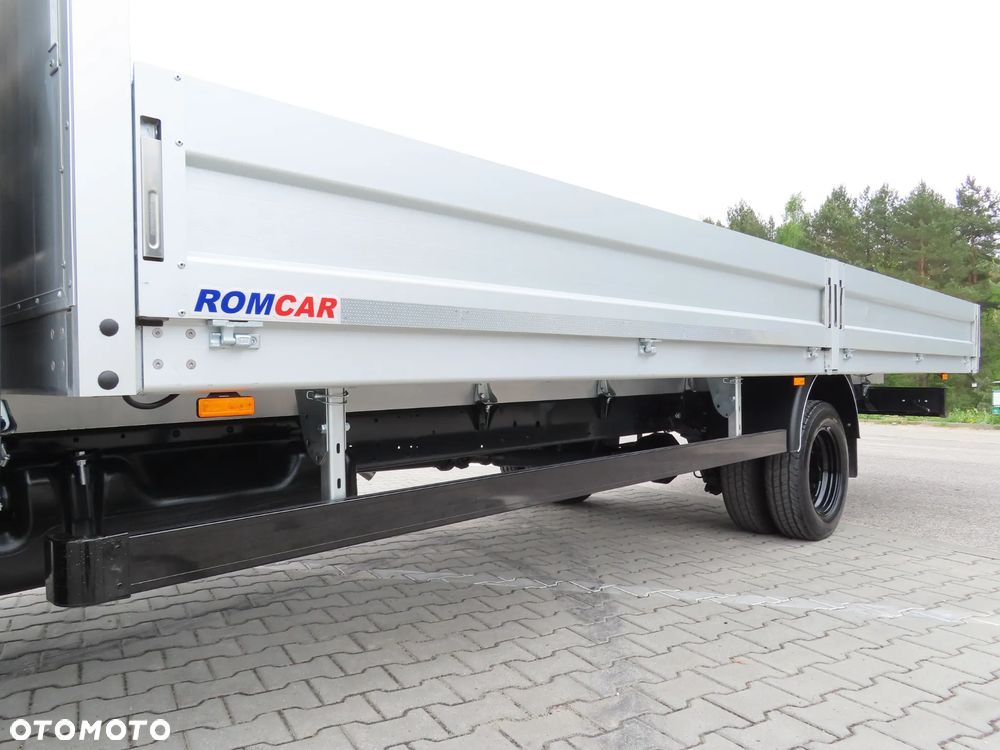 Iveco DAILY 50C18 Hi-Matic Skrzynia 6167 mm 12 Euro Palet WZMACNIANY Rozstaw Osi 4750 mm DMC 3500 KG Zabudowa RomCar Ładowność 840 Kg HAK 3500 Kg Pełna Opcja Wyposażenia Stan Auta Jak Nowy POLECAM - 19