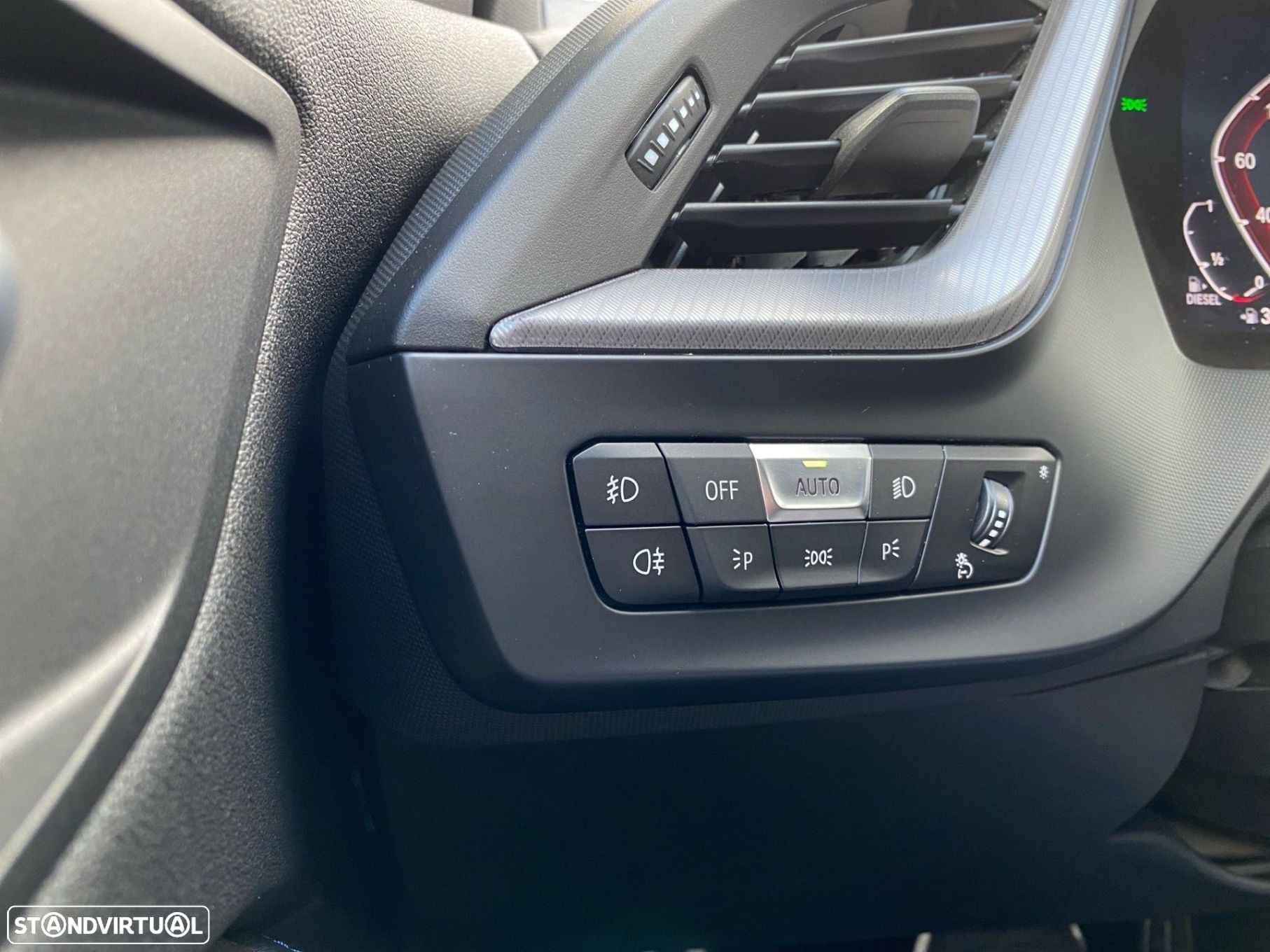 BMW 116 d Pack Desportivo M Auto - 7