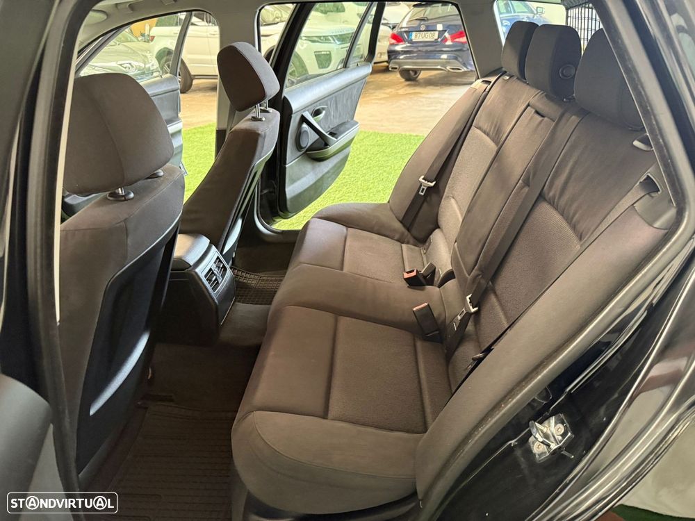 BMW 318 d Touring Sport - 8