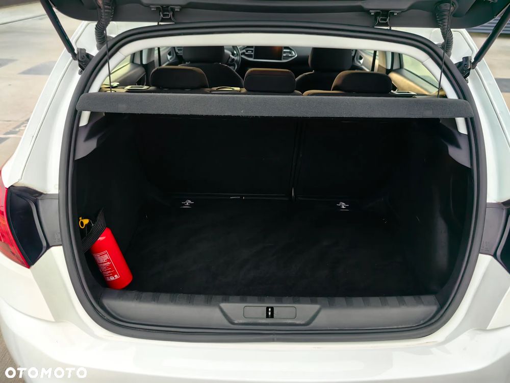 Peugeot 308 1.5 BlueHDi Business Line S&S - 9