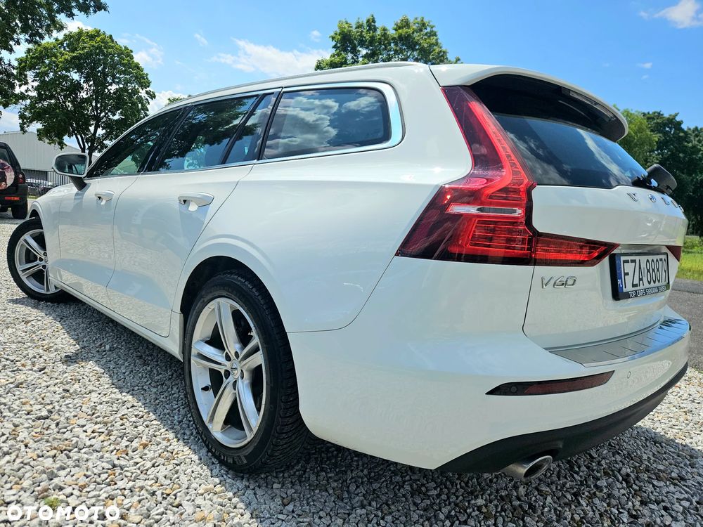 Volvo V60 D4 Momentum - 5