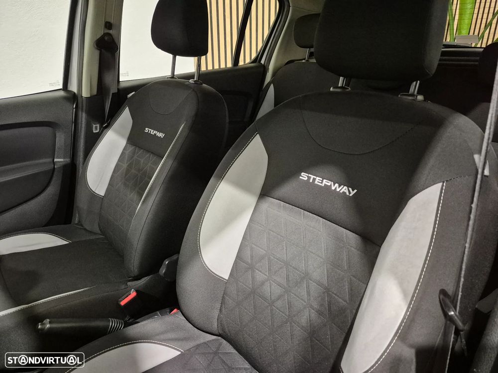 Dacia Sandero 0.9 TCe Stepway - 22