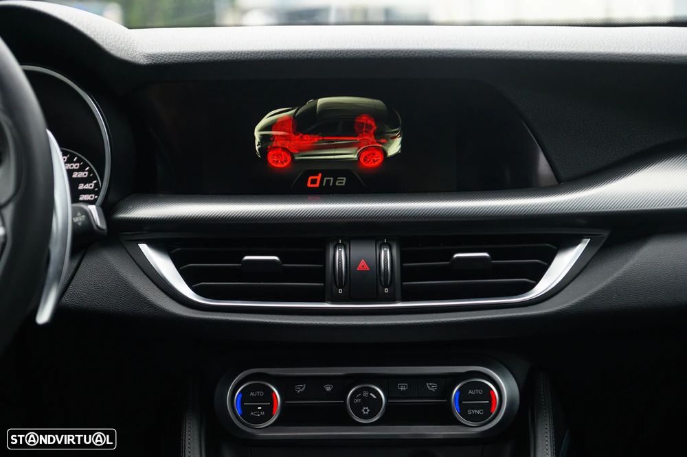 Alfa Romeo Stelvio 2.2 D Super AT8 Q4 - 48