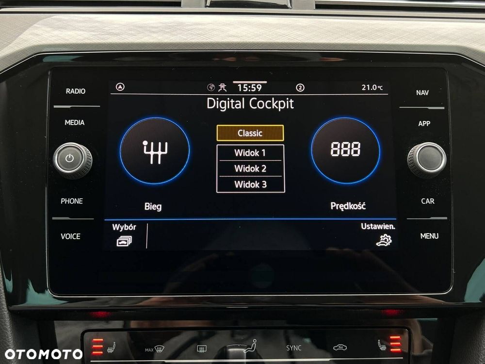 Volkswagen Passat - 36