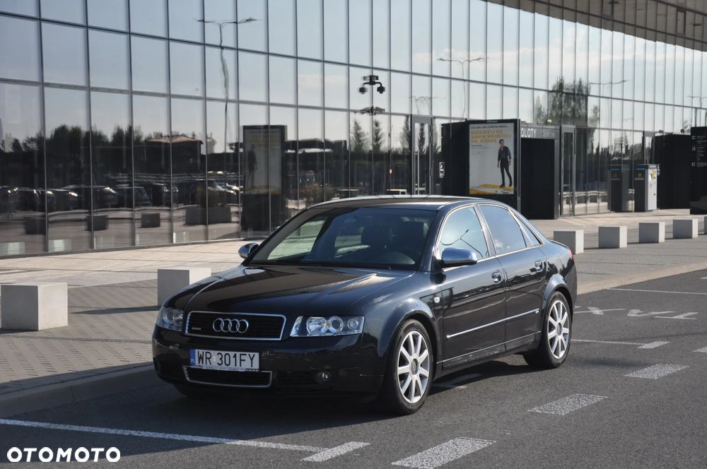 Audi A4 Limousine 1.8 T quattro - 2