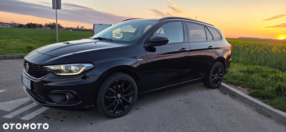 Fiat Tipo 1.4 T-Jet 16v S-Design - 2