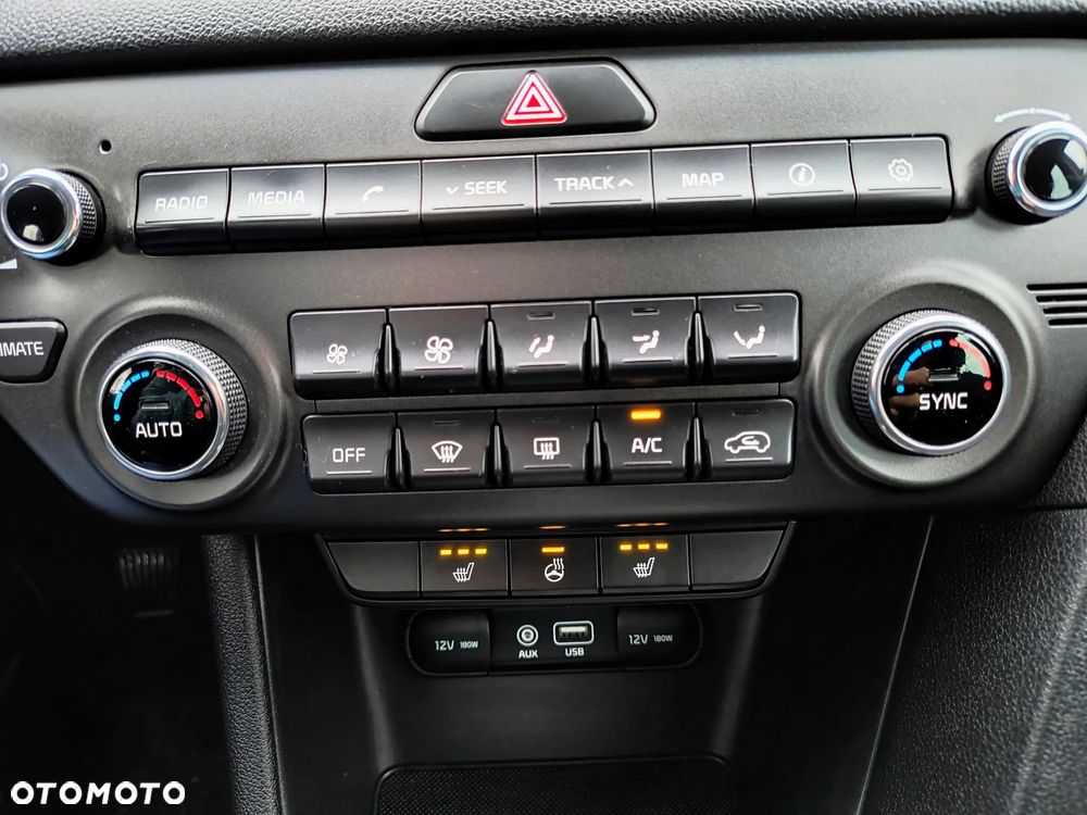 Kia Sportage 1.6 GDI 2WD Dream-Team Edition - 33