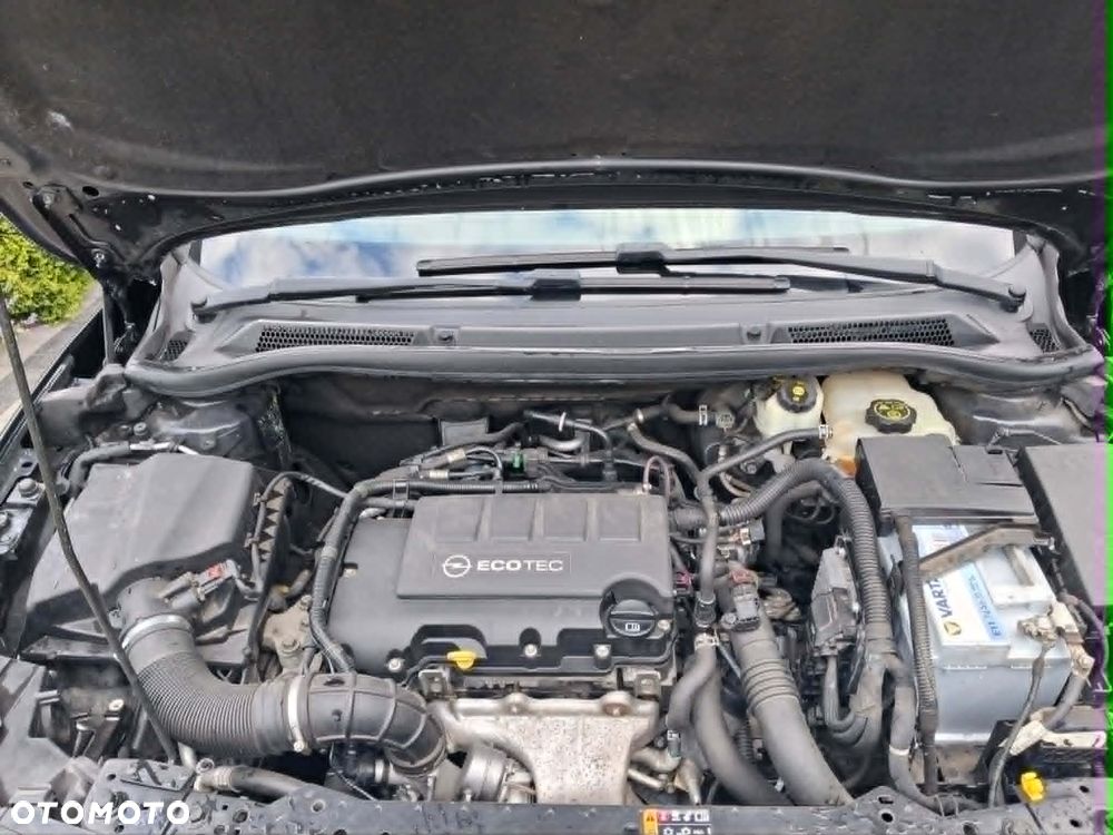 Opel Cascada 1.4 T Cosmo S&S - 11