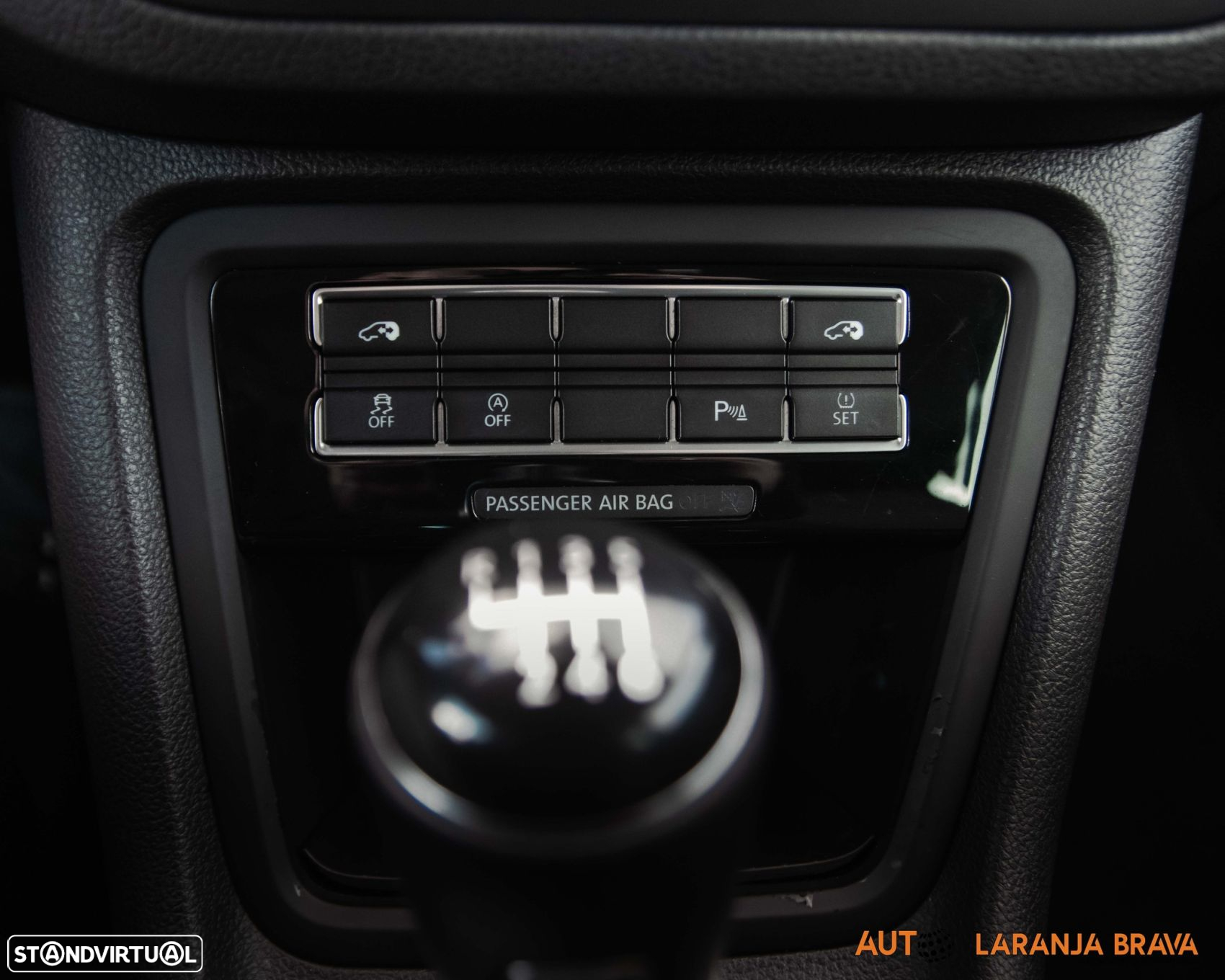 VW Sharan 2.0 TDI Confortline - 24