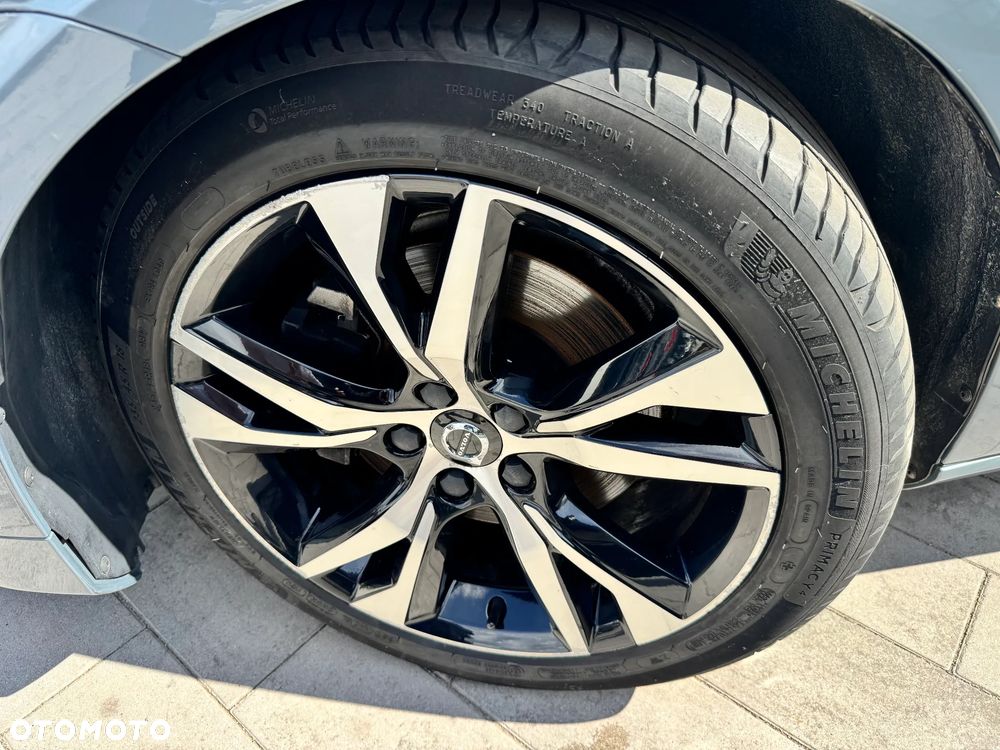 Volvo V60 B3 B DKG Essential - 21