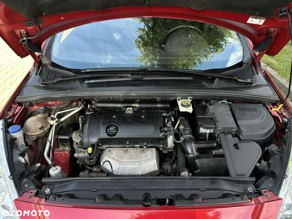 Peugeot 308 - 35