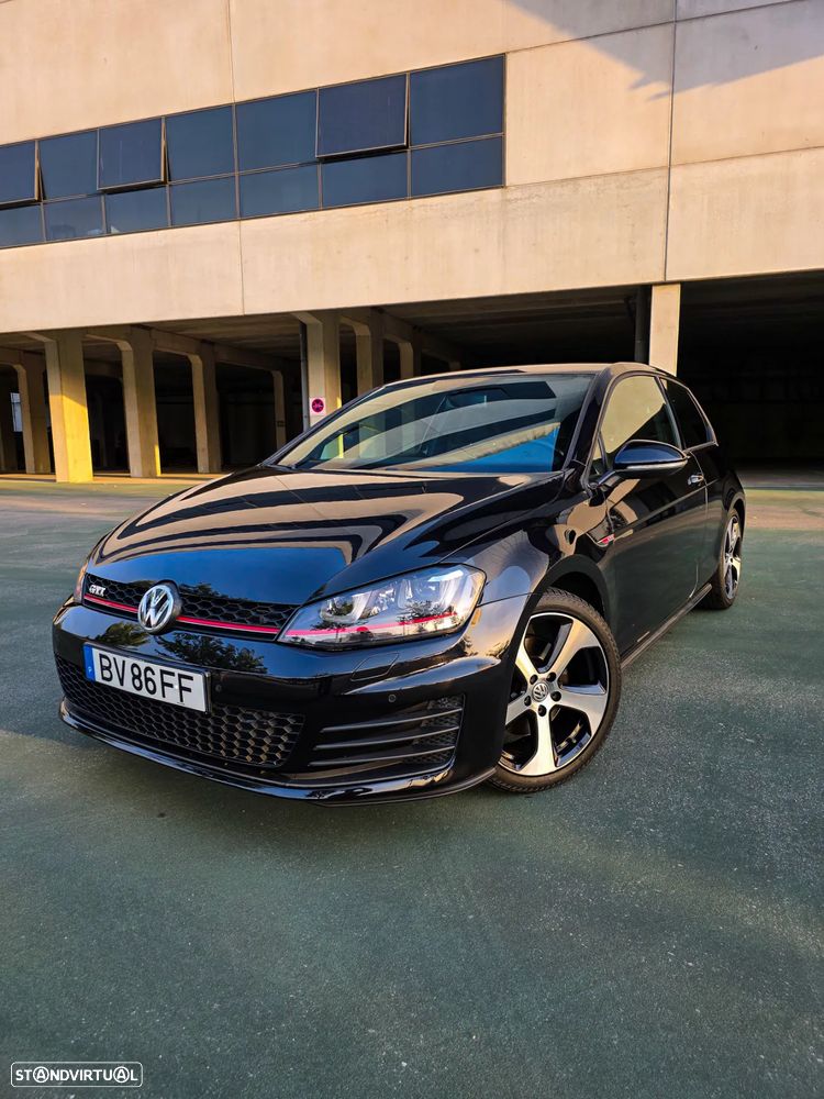 VW Golf 2.0 TSi GTi - 1