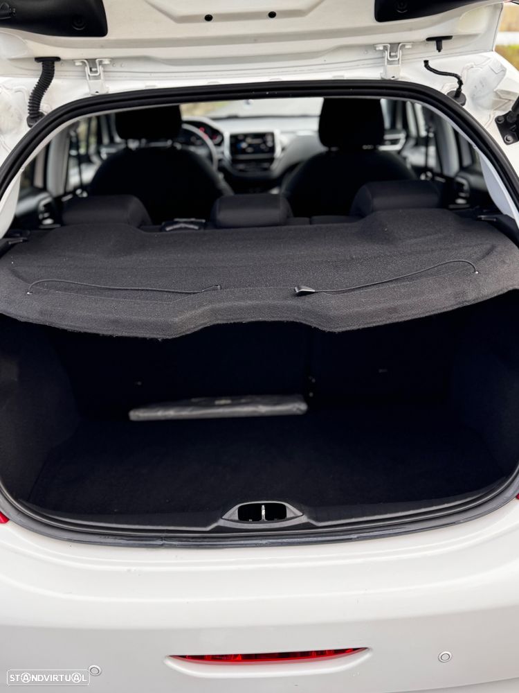 Peugeot 208 1.4 HDi SE Style - 11