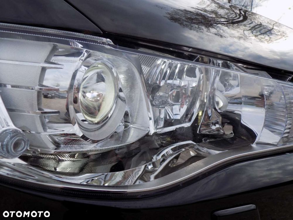 Mitsubishi Outlander - 17