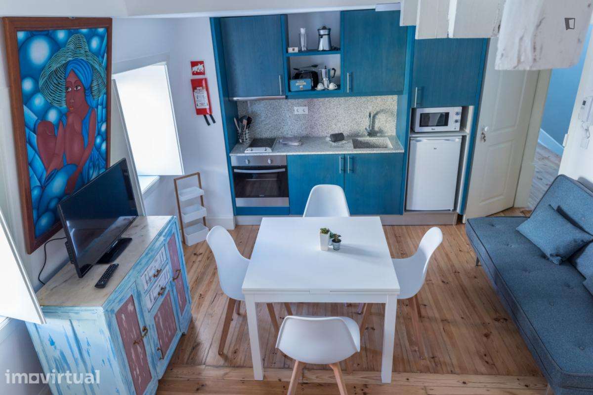 Apartamento com 2 quartos - localizado em Montes Claros Coimbra - Grande imagem: 5/25