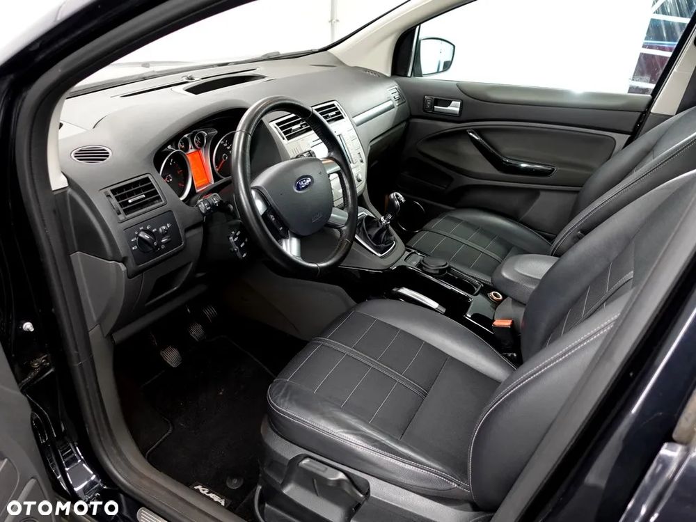 Ford Kuga 2.0 TDCi Titanium S - 12