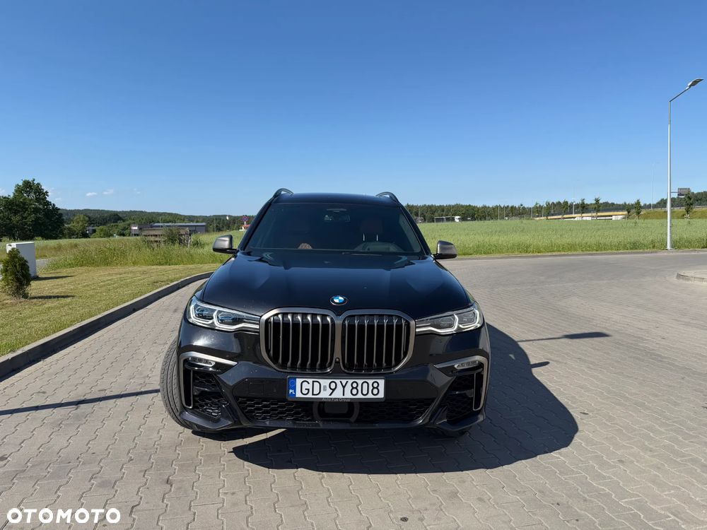 BMW X7 M50i sport - 22