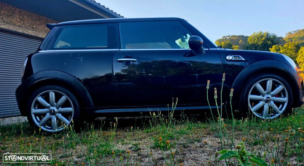 MINI 3 Portas Cooper D - 17
