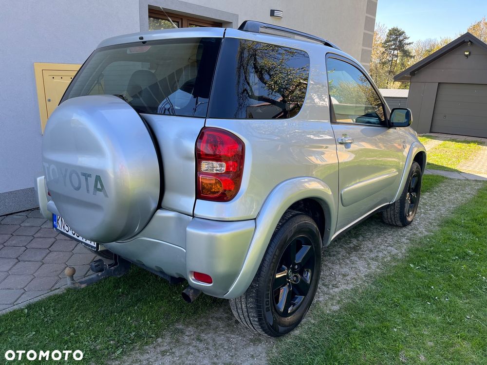 Toyota RAV4 2.0 D-4D Prestige - 4