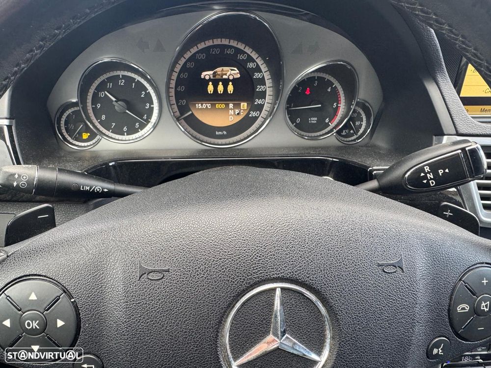 Mercedes-Benz E 250 CDi Elegance BlueEfficiency Auto. - 4