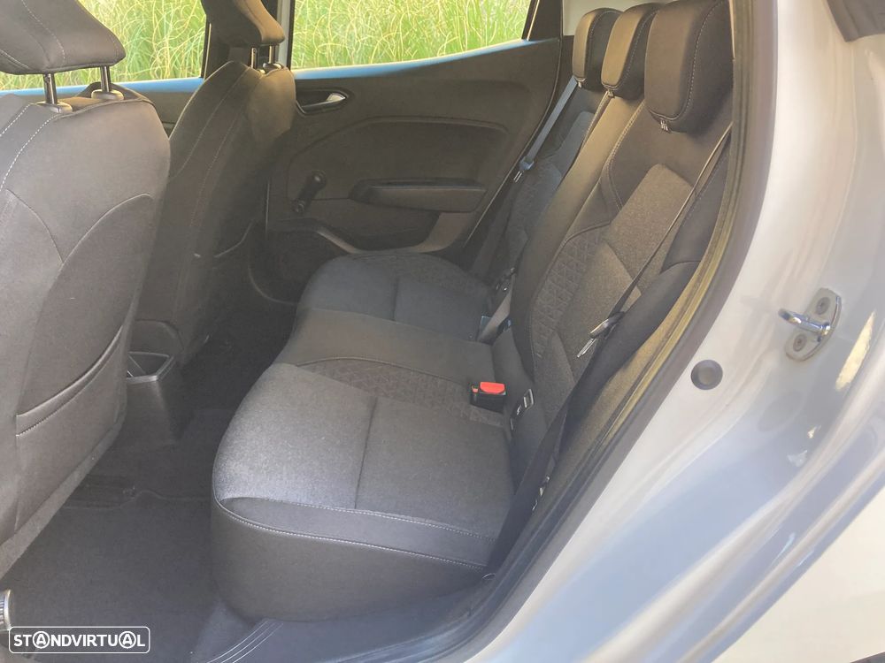 Renault Clio 1.0 TCe Evolution - 23