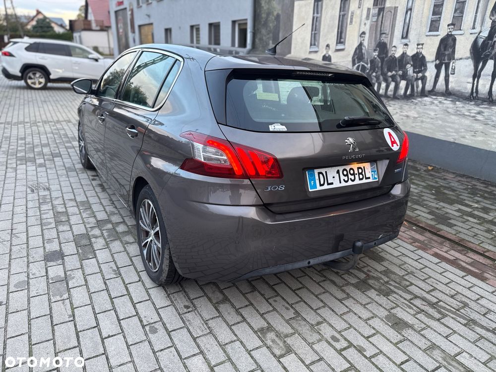 Peugeot 308 - 5