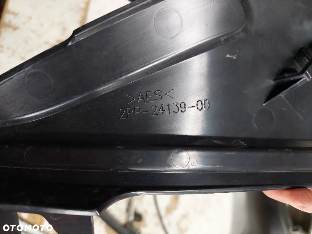 YAMAHA TRACER 900 wahacz owiewka wypełnienie kierunkowskaz nóżka - 4