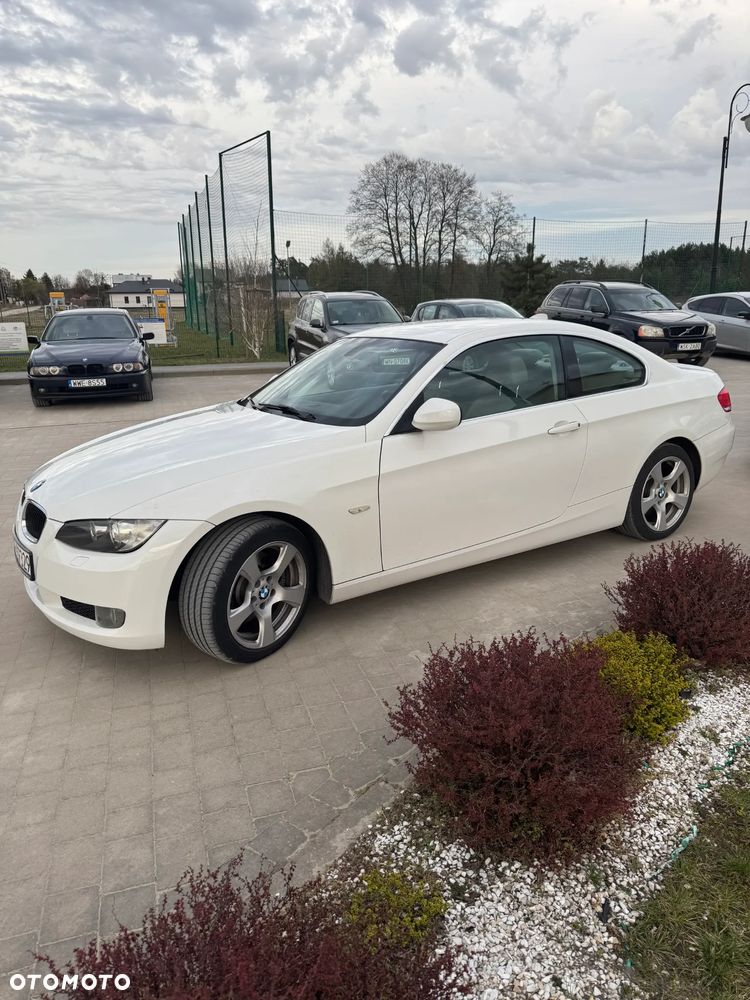 BMW Seria 3 325d - 8