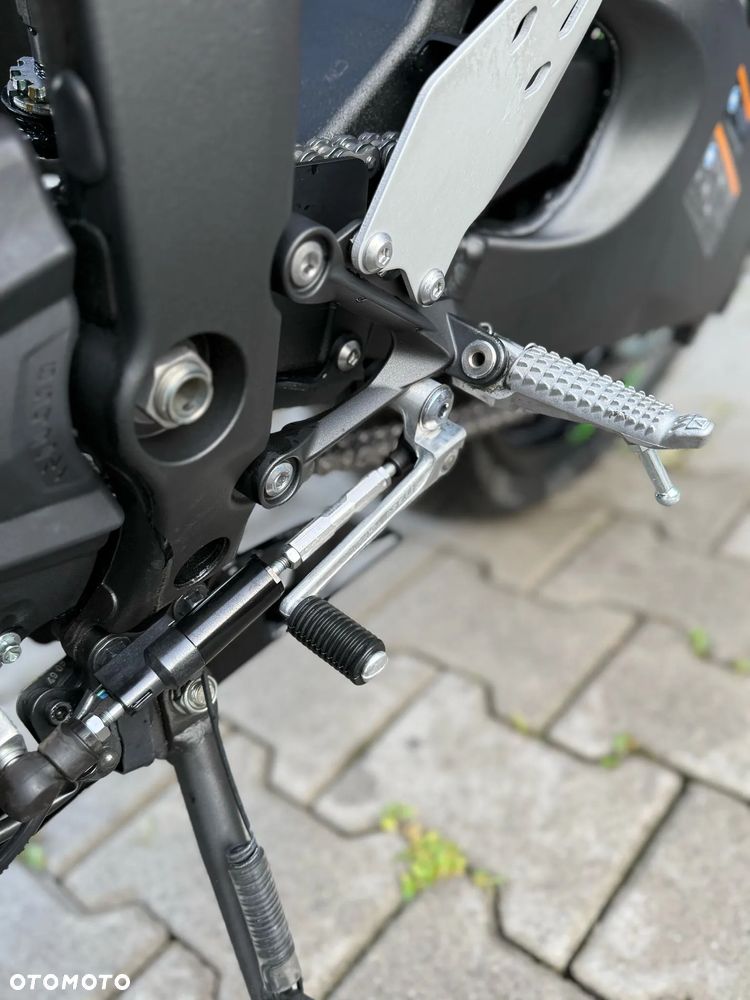 Kawasaki ZX - 16