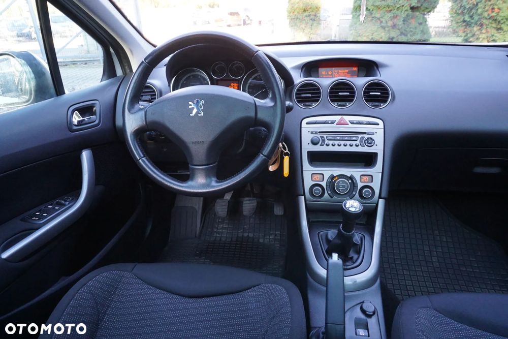 Peugeot 308 1.6 Premium - 15