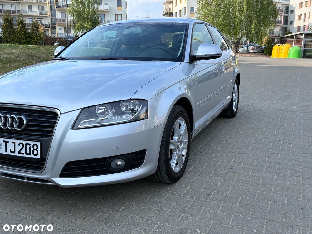 Audi A3 3-drzwiowe 1.6 Attraction - 15