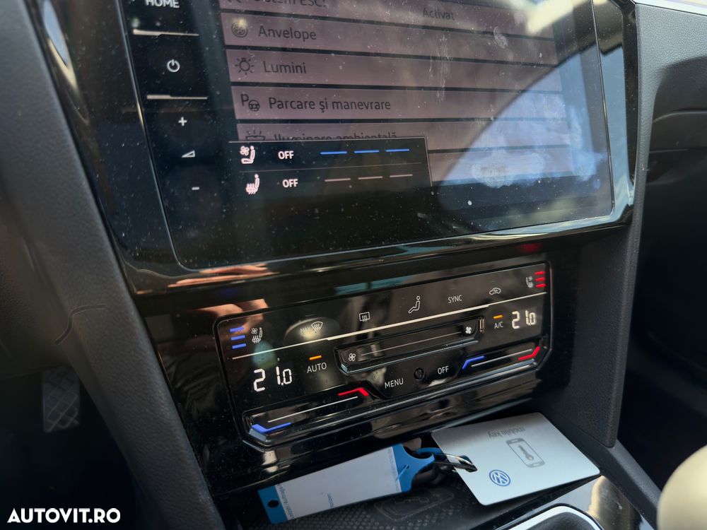 Volkswagen Passat 2.0 TDI SCR Elegance - 18