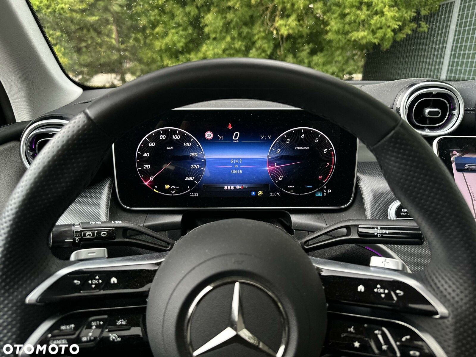 Mercedes-Benz GLC - 16
