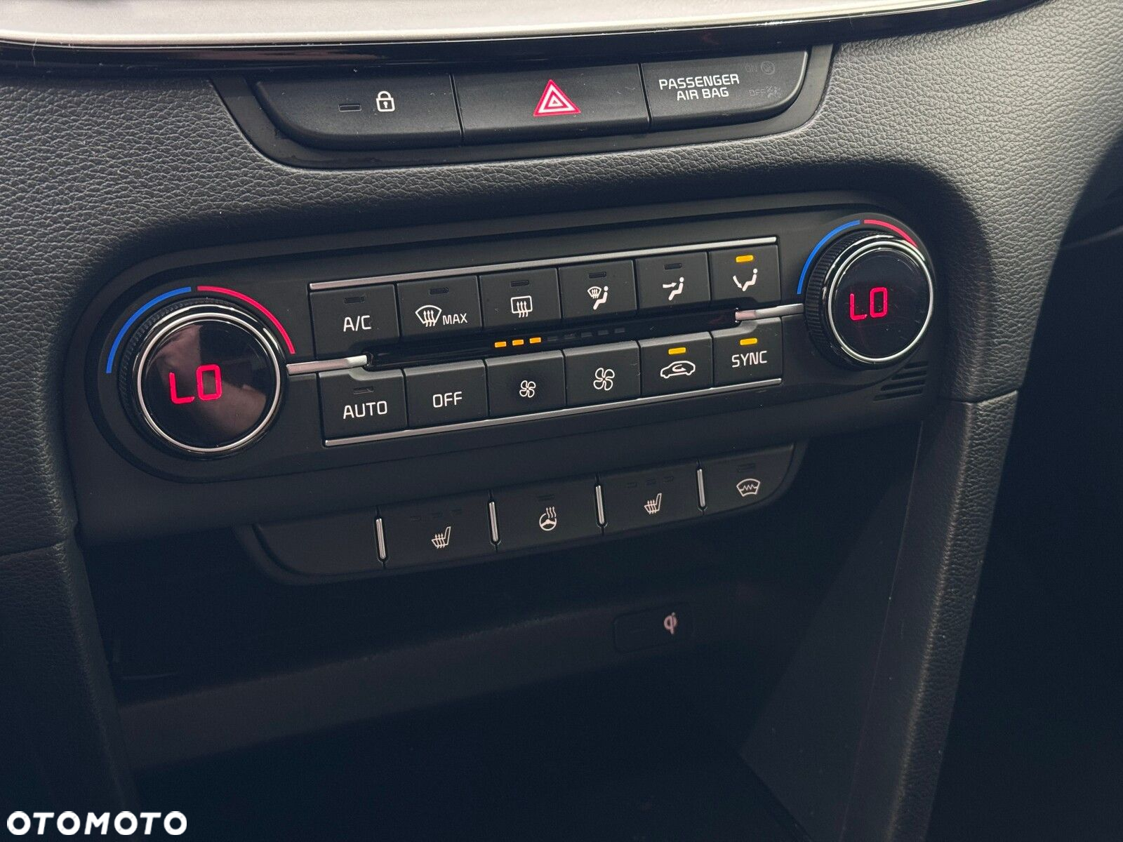 Kia ProCeed 1.6 T-GDI GT DCT - 27