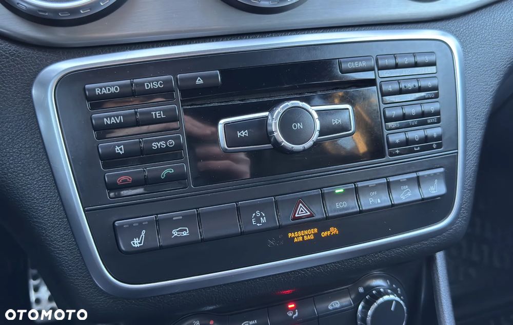 Mercedes-Benz GLA 200 (CDI) d 4Matic 7G-DCT AMG Line - 21