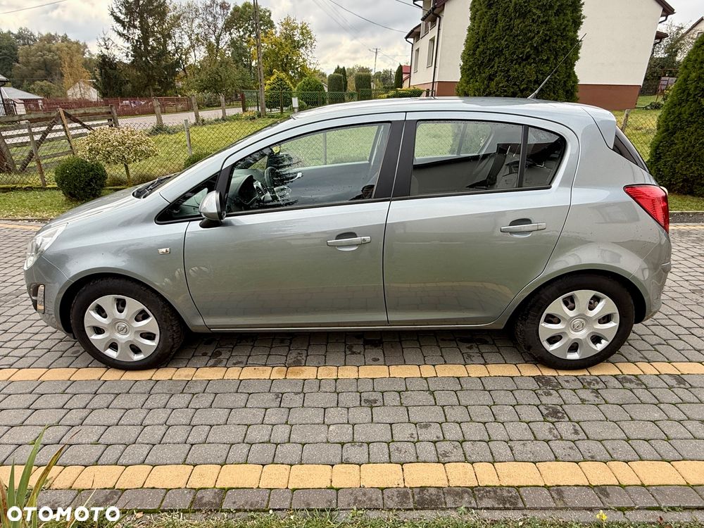 Opel Corsa 1.2 16V - 18