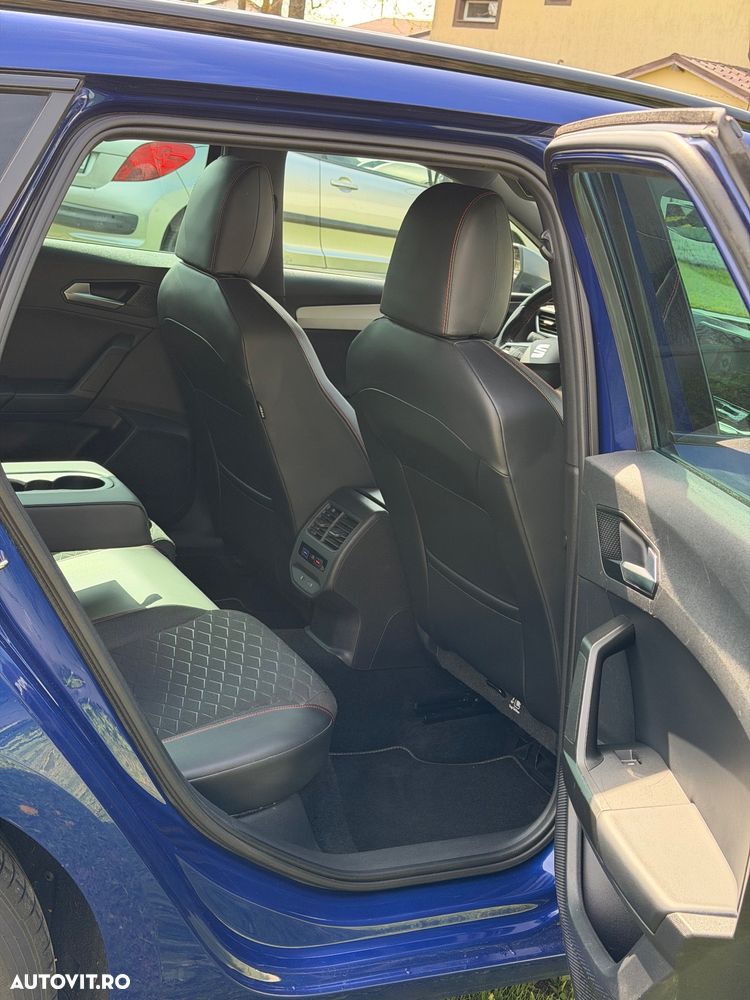 Seat Leon 1.5 eTSI OPF DSG FR Black Edition - 13